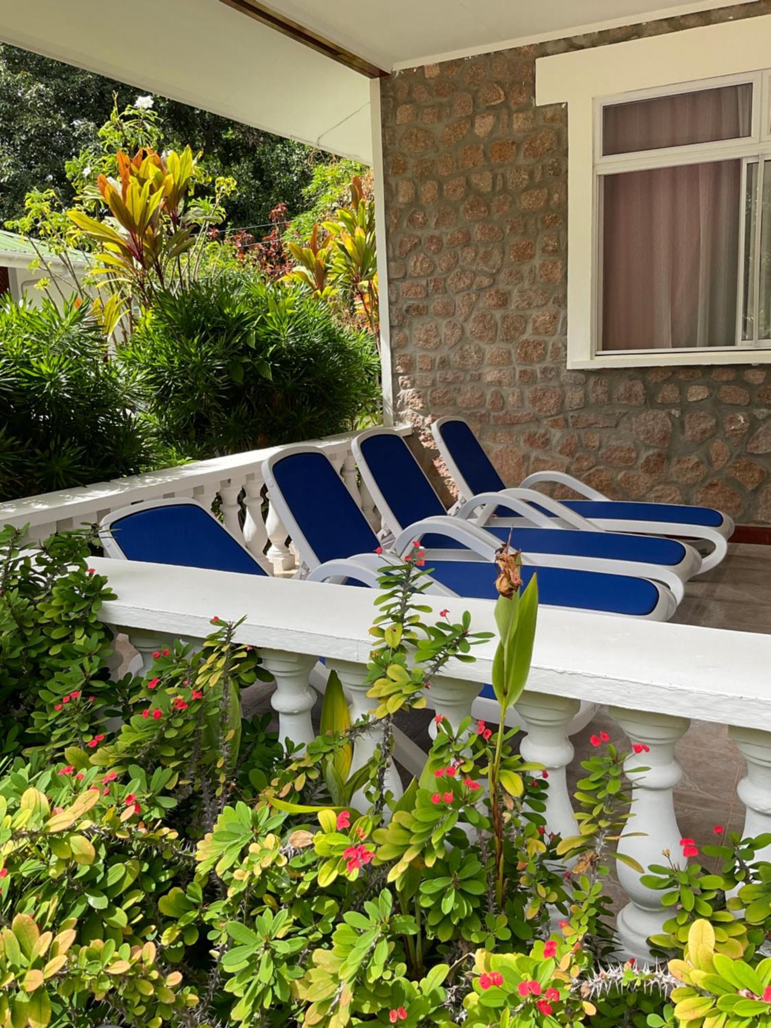Le Chevalier Bay Guesthouse Anse Lazio Exteriör bild